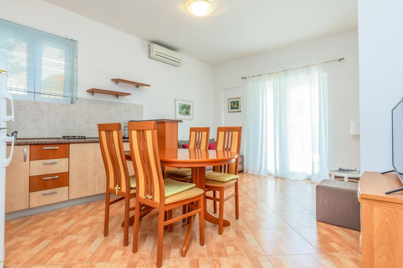 Apartments Daniela Makarska Exterior foto